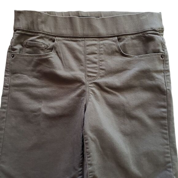 DKNY Stretch Bermuda Shorts Sz SMALL - Picture 3 of 12
